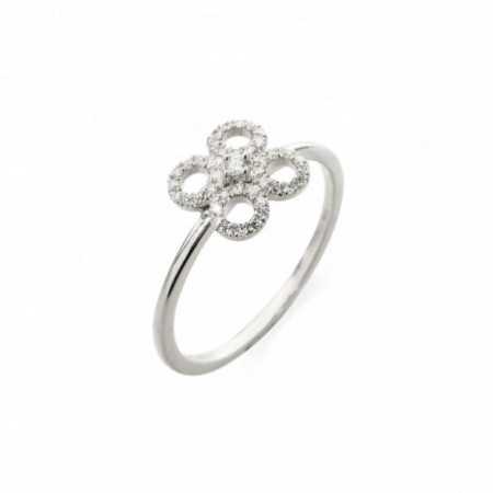 Round Flower Diamond Ring LITTLE DETAILS