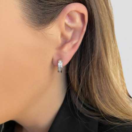 CLASSIC DIAMOND RING diamond earrings
