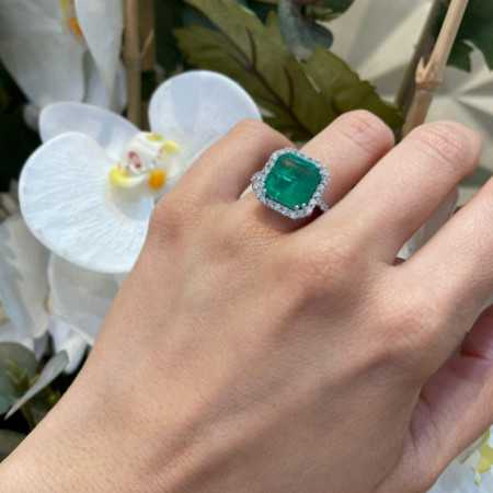Emerald Ring 4.83ct White Gold SUNSET RECTANGLE