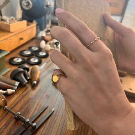 Significado de los anillos según el dedo  Mumit Blog