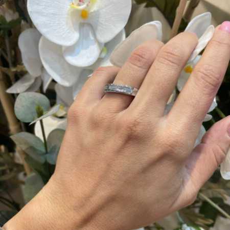 Baguette Engagement Ring DIAMOND CLASSIC Media Alliance