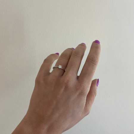 Anillo Compromiso Isabella Oro Blanco (18kt) con Diamante 0.10-0.50ct